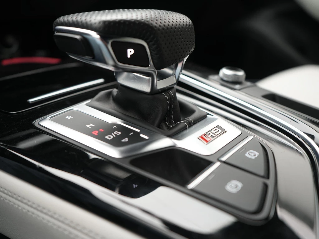 Audi RS4 – foto 31