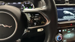 Jaguar XE – thumbnail 33