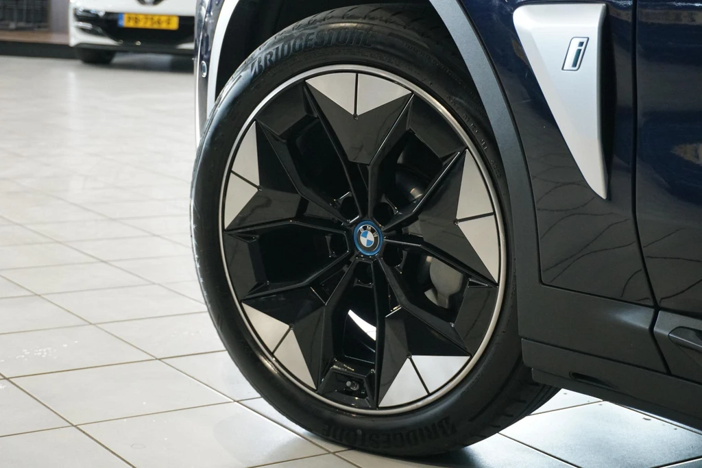 BMW iX3 – foto 47