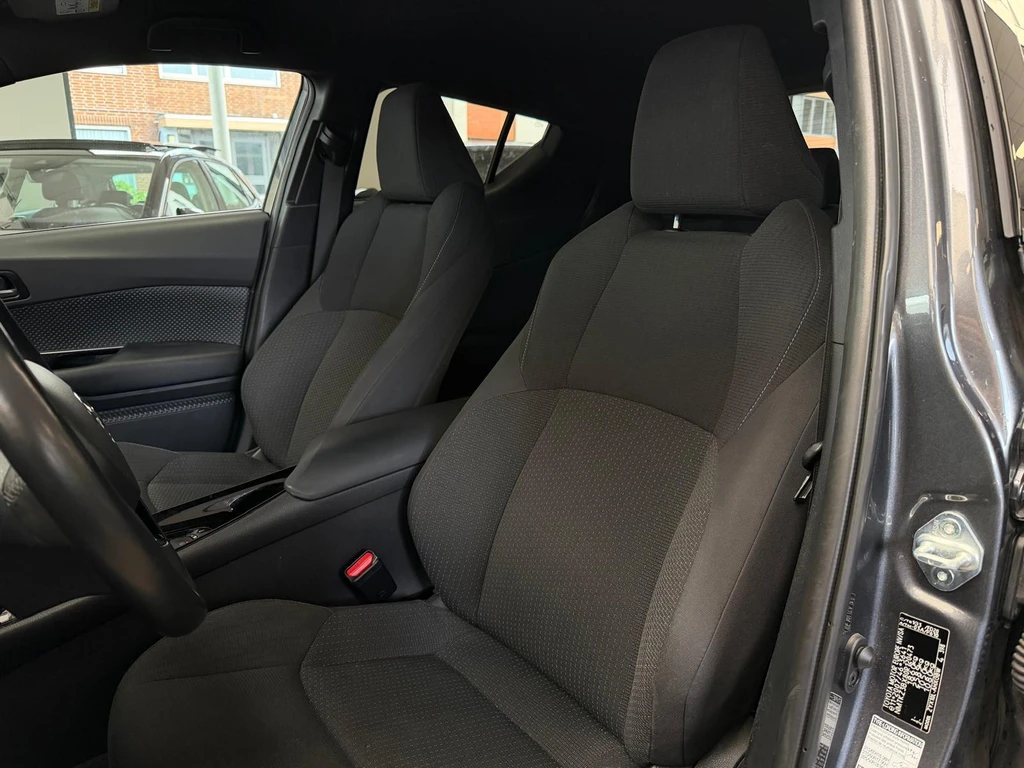 Toyota C-HR – foto 10
