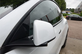Tesla Model Y – thumbnail 30
