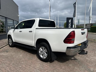 Toyota Hilux – thumbnail 2