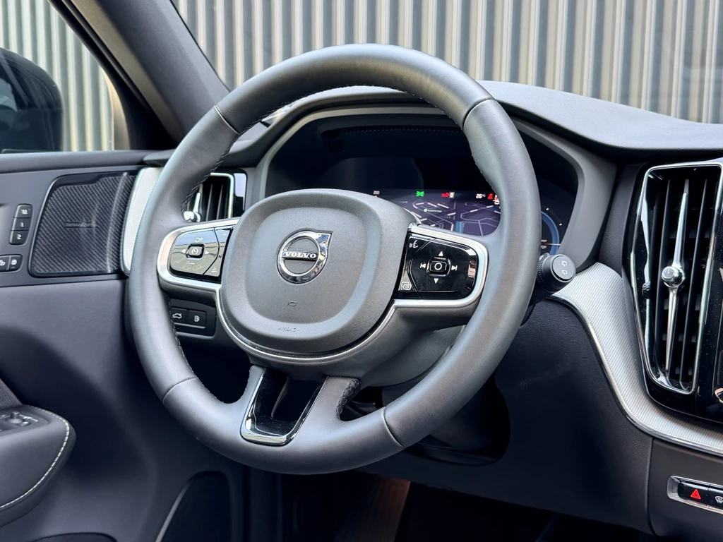 Volvo XC60 – foto 18