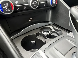 Alfa Romeo Giulia – thumbnail 41