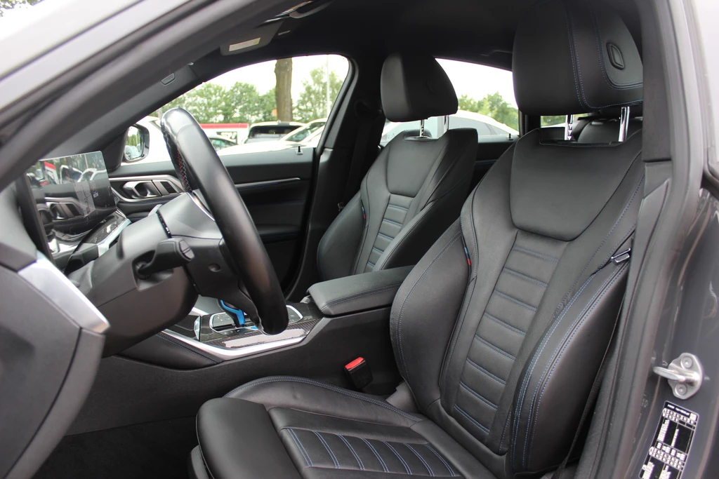 BMW i4 – foto 12