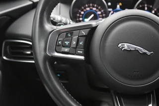 Jaguar F-PACE – thumbnail 27