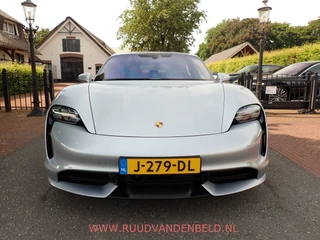 Porsche Taycan – thumbnail 7
