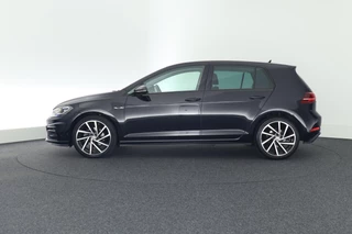 Volkswagen Golf – thumbnail 2