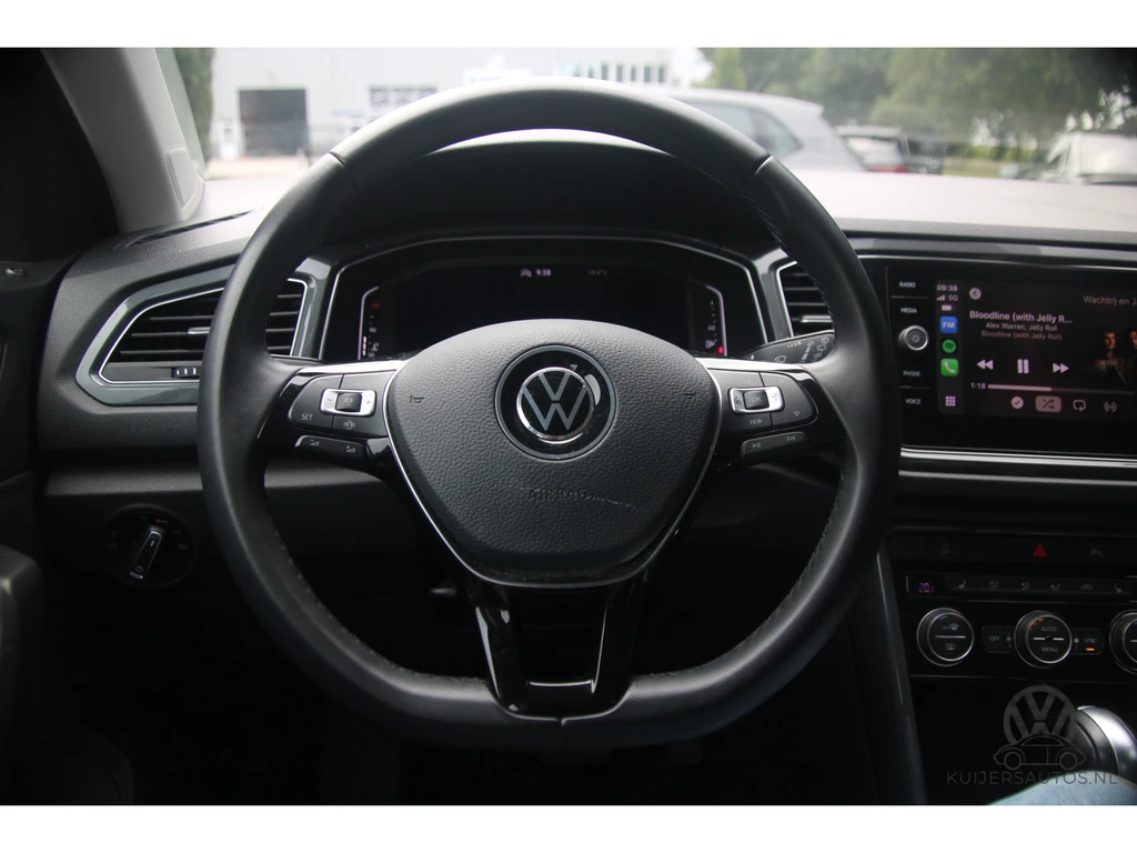 Volkswagen T-Roc – foto 18