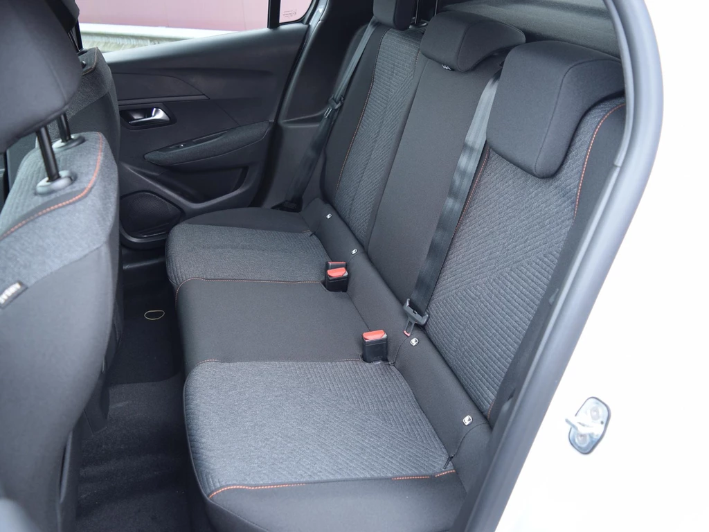 Peugeot 208 – foto 22