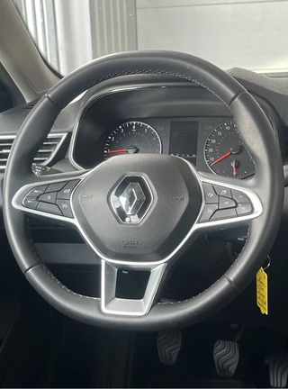 Renault Clio – thumbnail 12