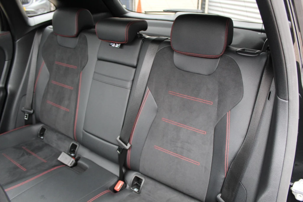 Mercedes-Benz EQA – foto 17