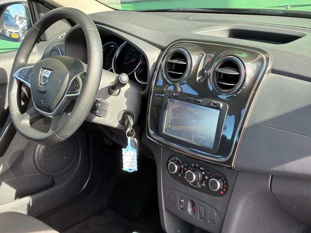 Dacia Logan – foto 11
