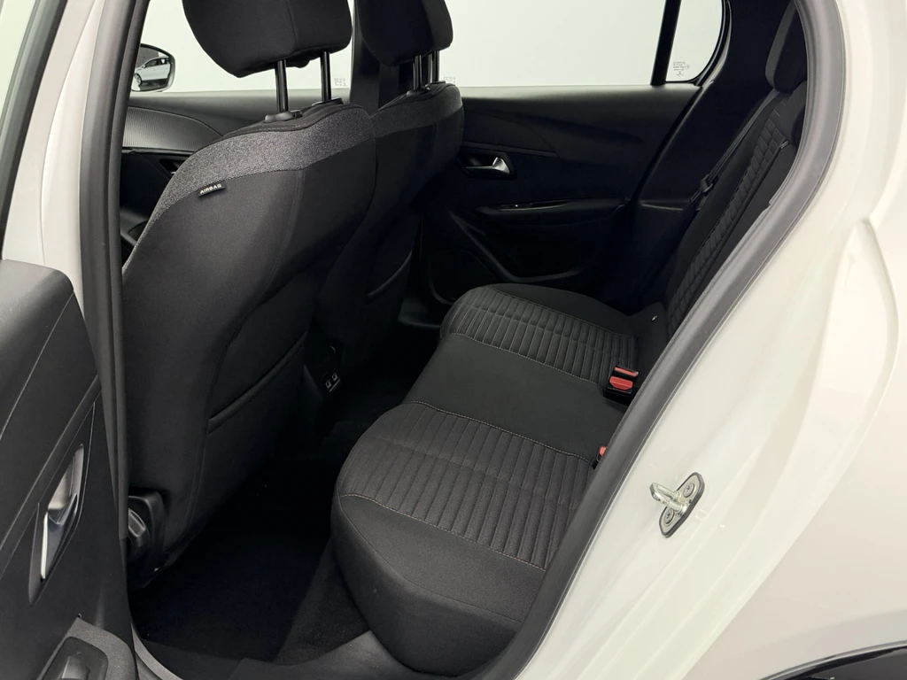Peugeot e-208 – foto 24