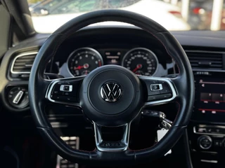 Volkswagen Golf – thumbnail 10