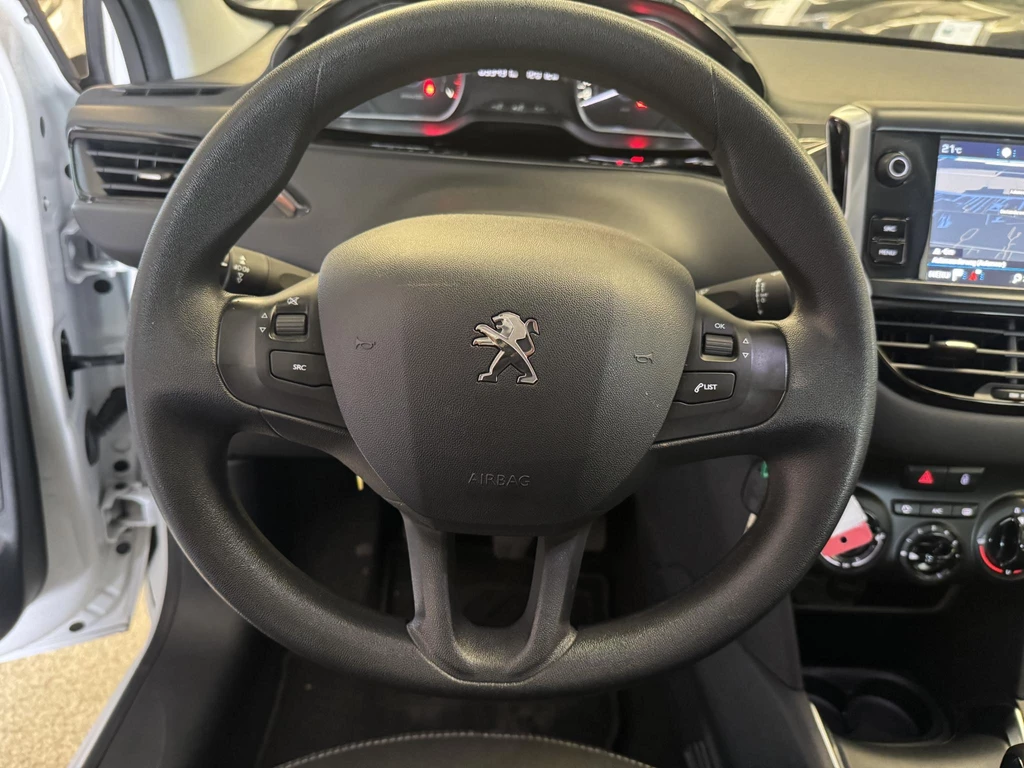 Peugeot 208 – foto 15