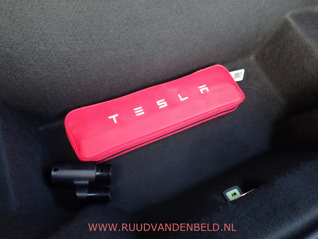Tesla Model S – foto 37