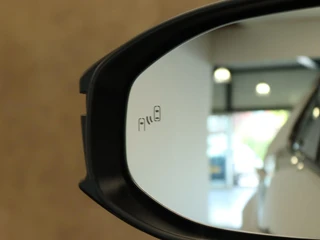 Toyota C-HR – thumbnail 12