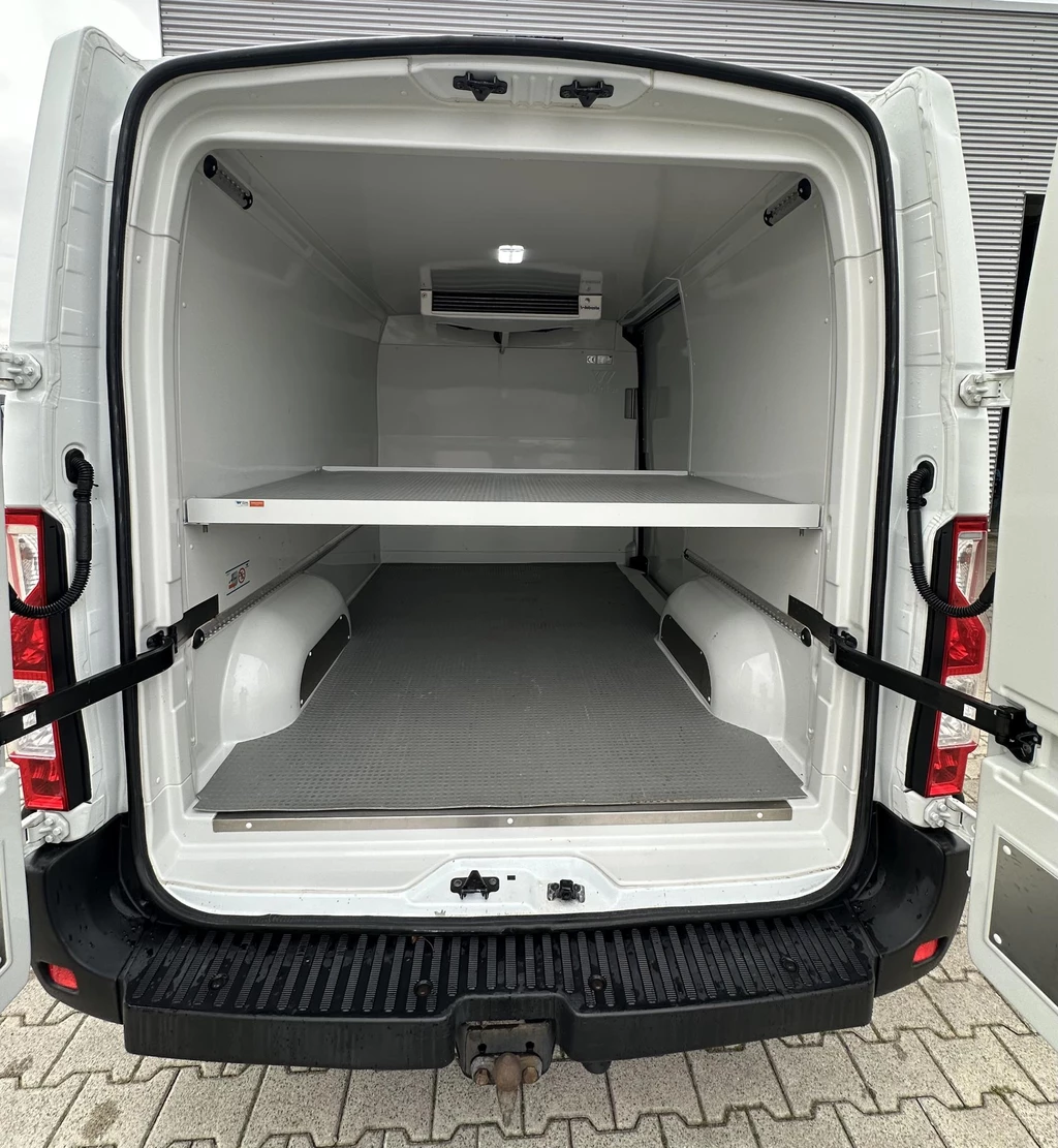 Nissan NV400 – foto 17