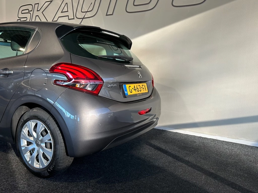 Peugeot 208 – foto 8