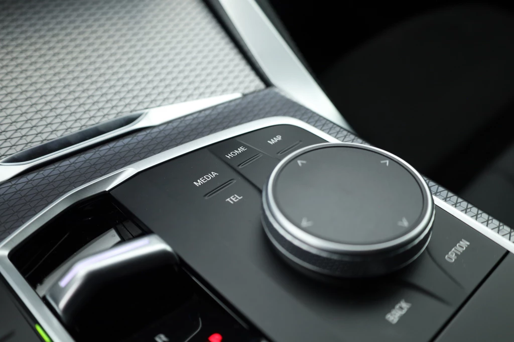 BMW i4 – foto 39