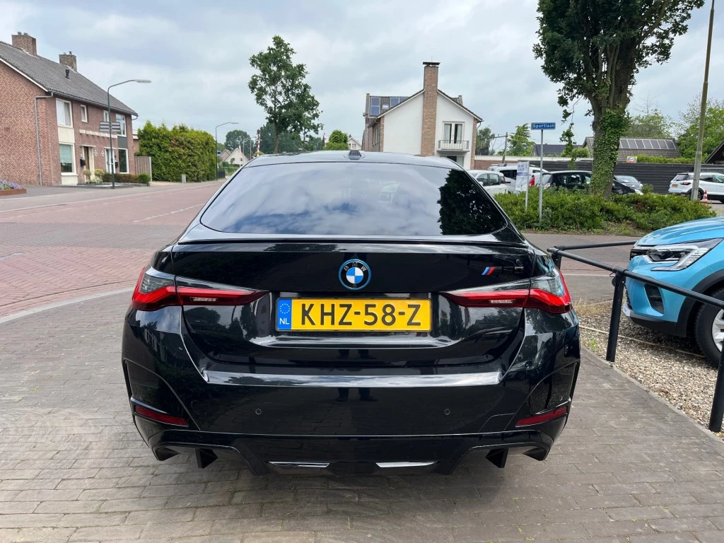 BMW i4 – foto 4