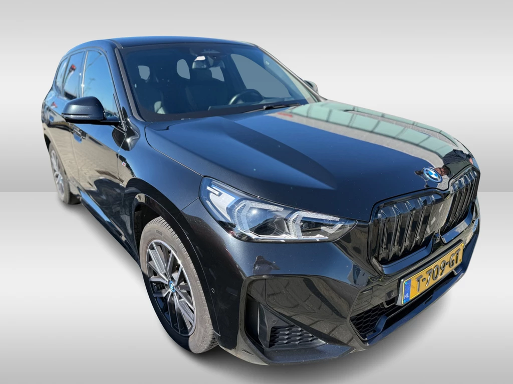 BMW iX1 – foto 4