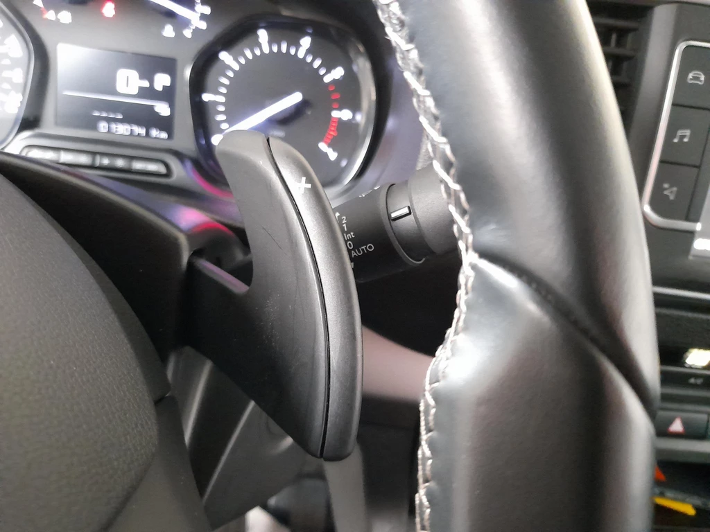 Opel Vivaro – foto 18