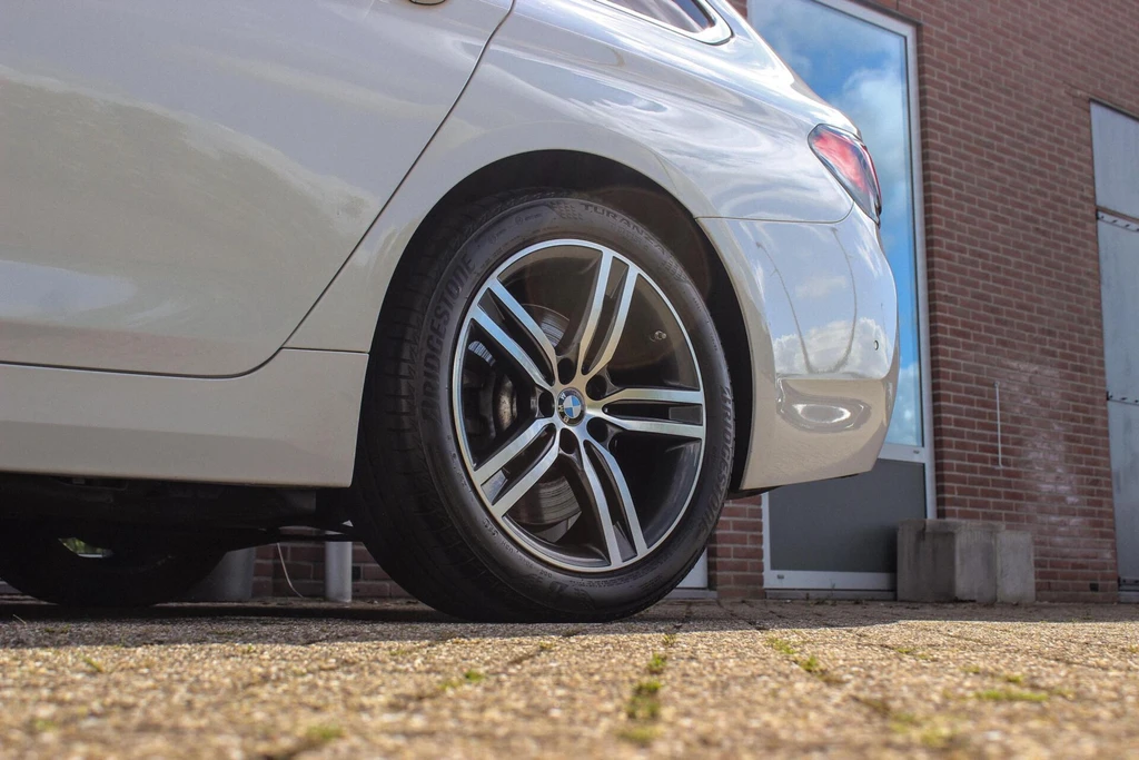 BMW 5 Serie – foto 51