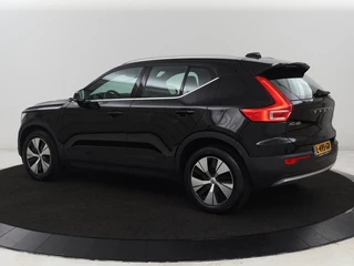 Volvo XC40 – thumbnail 2