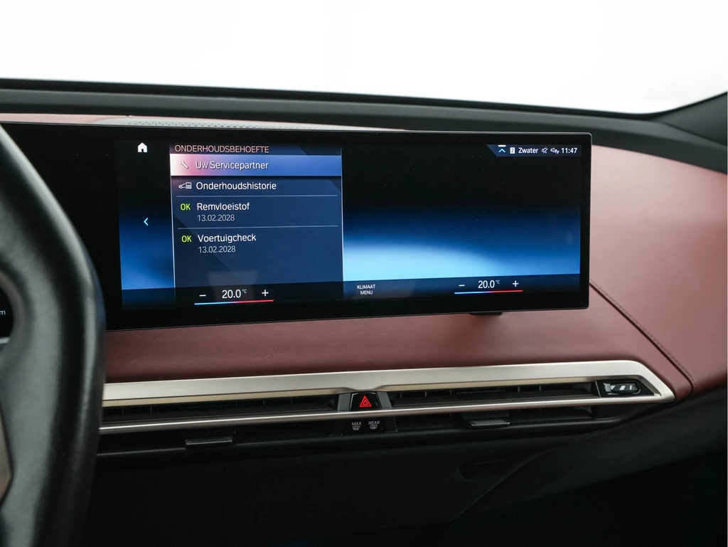 BMW iX – foto 24