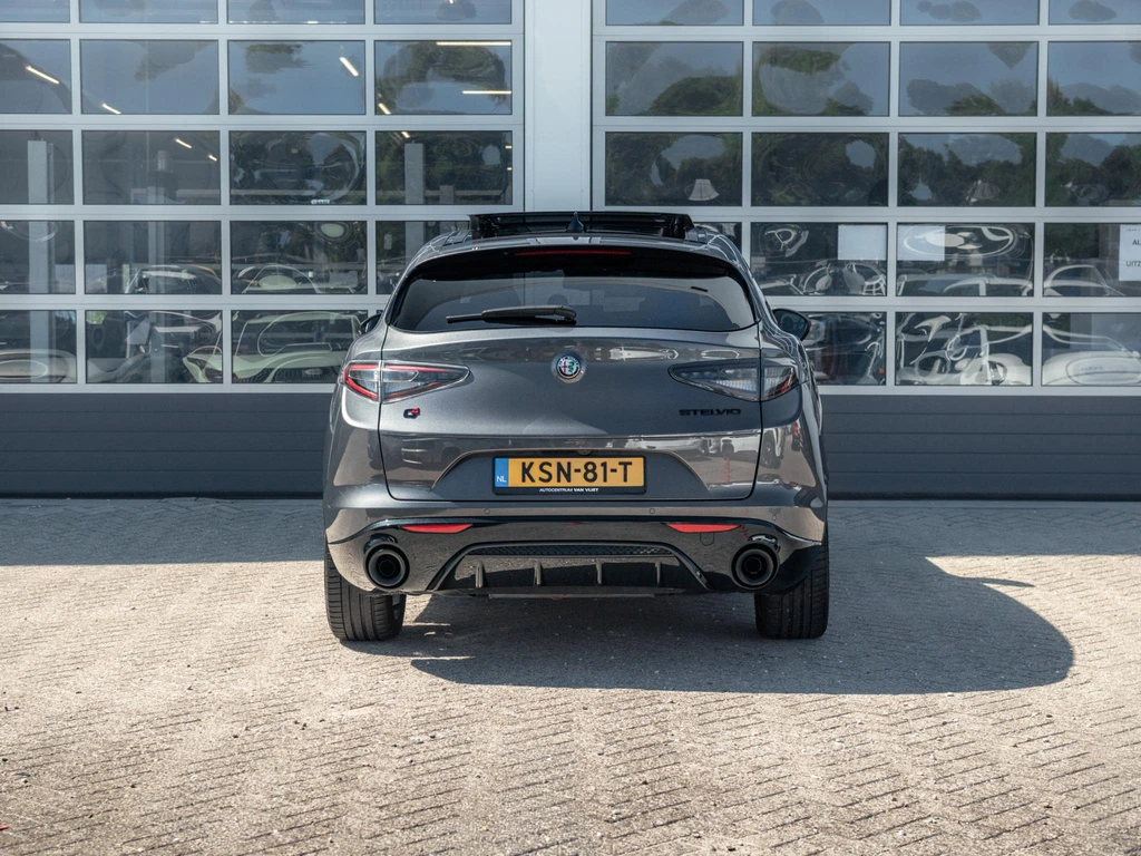 Alfa Romeo Stelvio – foto 6