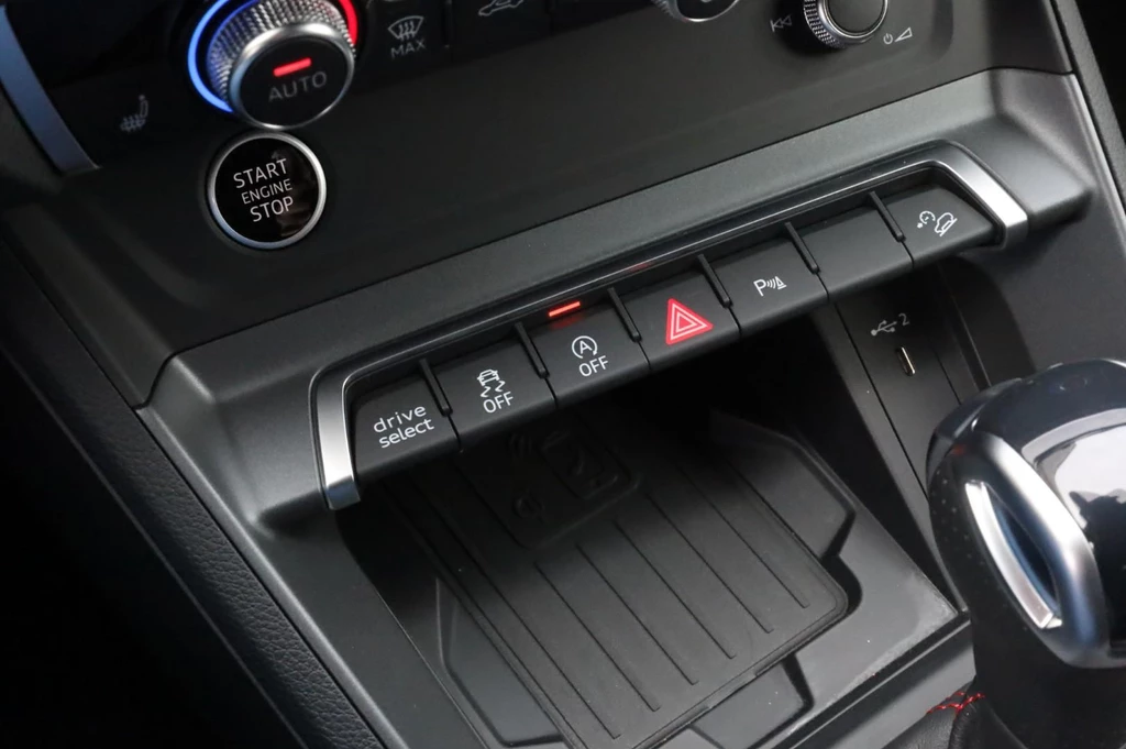 Audi Q3 – foto 32
