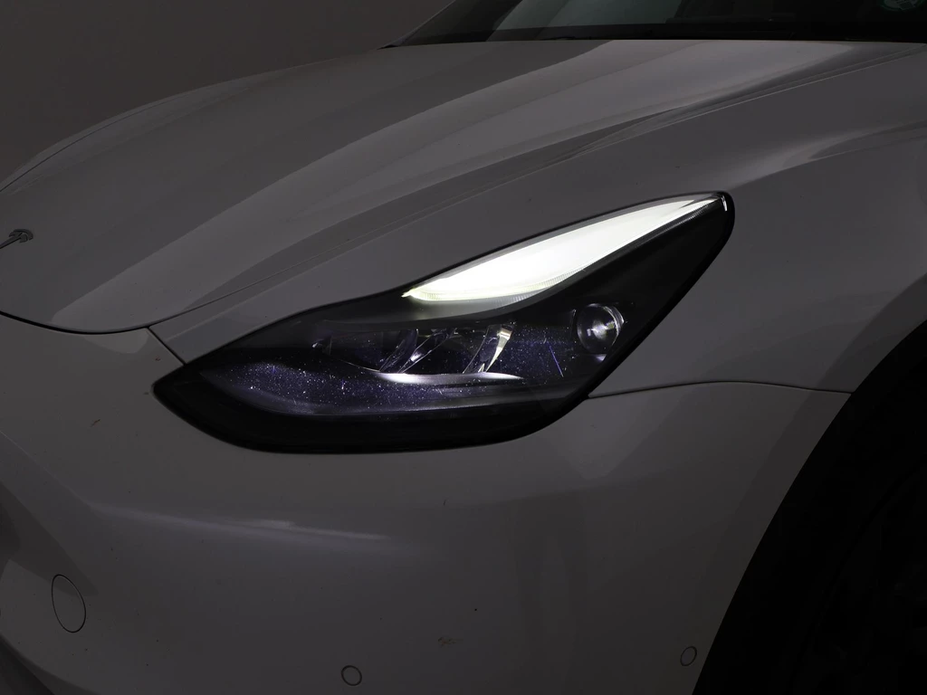Tesla Model Y – foto 21