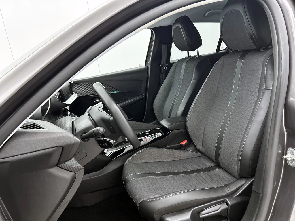 Peugeot 208 – foto 36