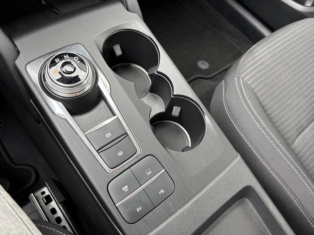 Ford Kuga – foto 26