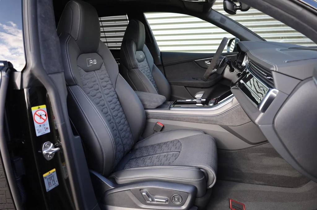 Audi RSQ8 – foto 18