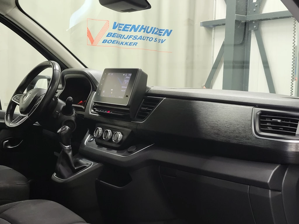 Renault Trafic – foto 12