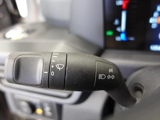 Ford Transit Custom – thumbnail 24