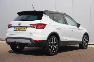 SEAT Arona – thumbnail 2