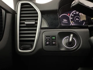 Porsche Cayenne – thumbnail 29