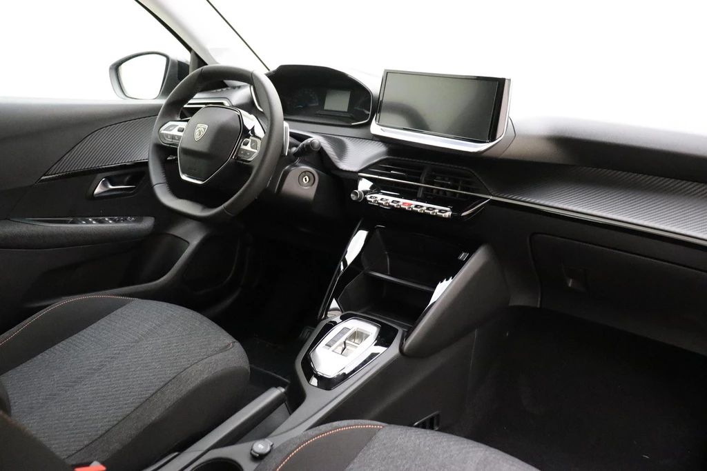 Peugeot 208 – foto 11