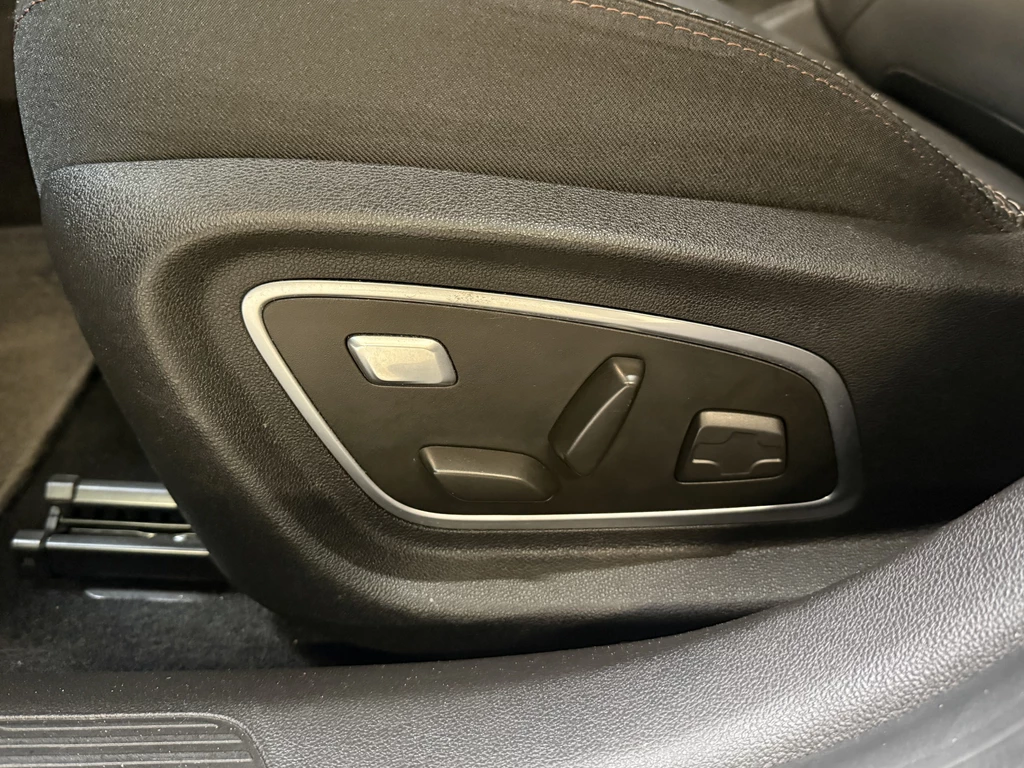 Renault Megane E-Tech – foto 13