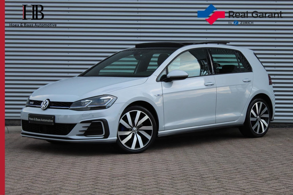 Volkswagen Golf – foto 1
