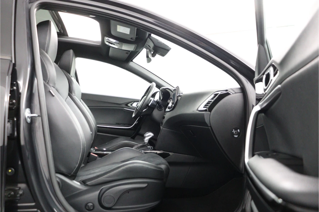 Kia XCeed – foto 32