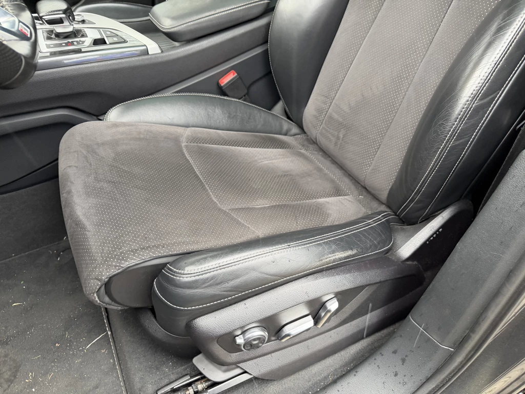 Audi Q7 – foto 12