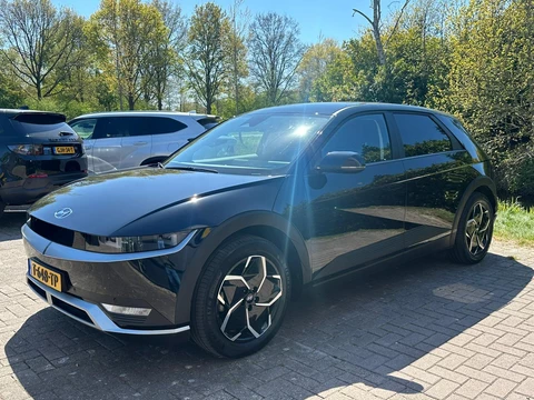 Hyundai IONIQ 5 Connect 77.4 kWh | Navigatie | Stoelverwarming | Camera | Elek. Klep | Elek Stoelen | Bose audio |