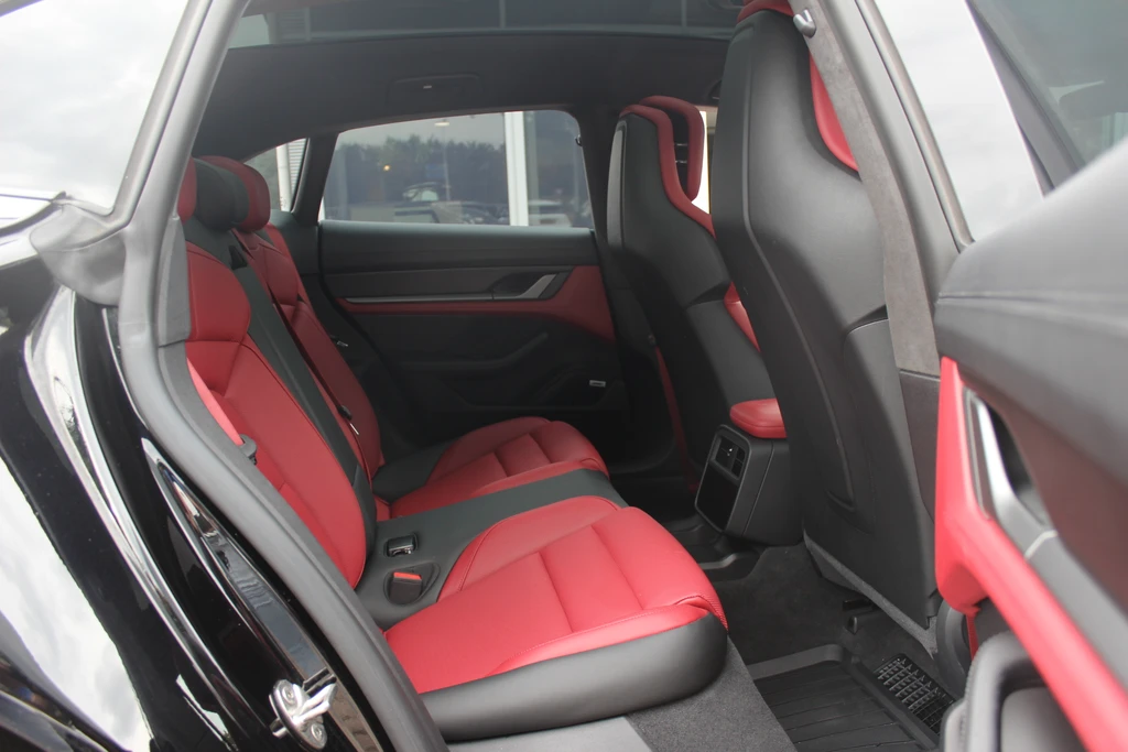 Porsche Taycan – foto 15