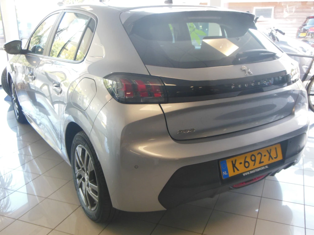 Peugeot 208 – foto 2