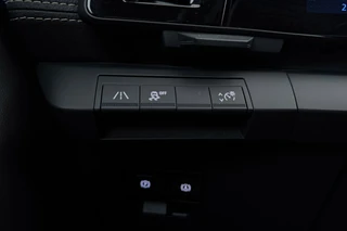 Renault Megane E-Tech – thumbnail 44